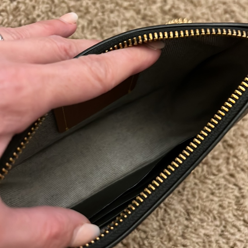 SOLD.          Coach boutique Swinger 20 genuine glovetan Italian leather - Picture 11 of 15